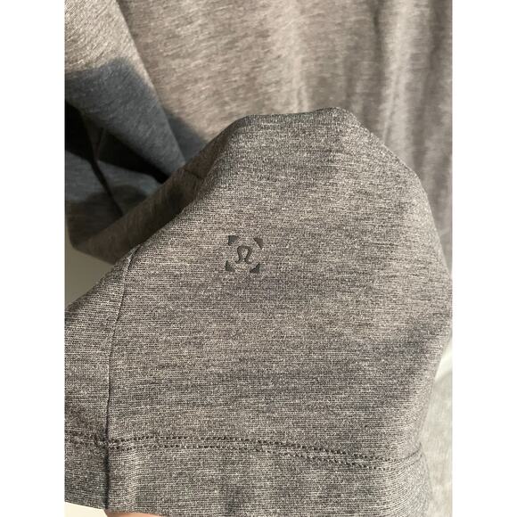 Lululemon Evolution Polo Shirt Mens XL Gray Heather Short Sleeve Athleisure - Picture 6 of 8
